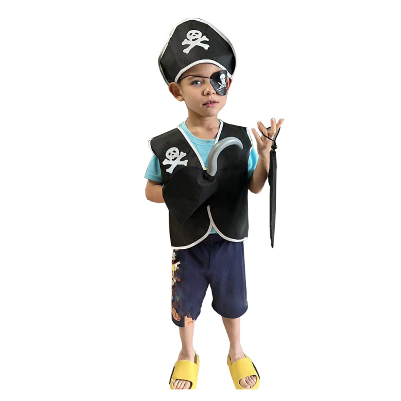 Carnival Boys Pirate Costume C - Black Face Mask Pack recension och pris